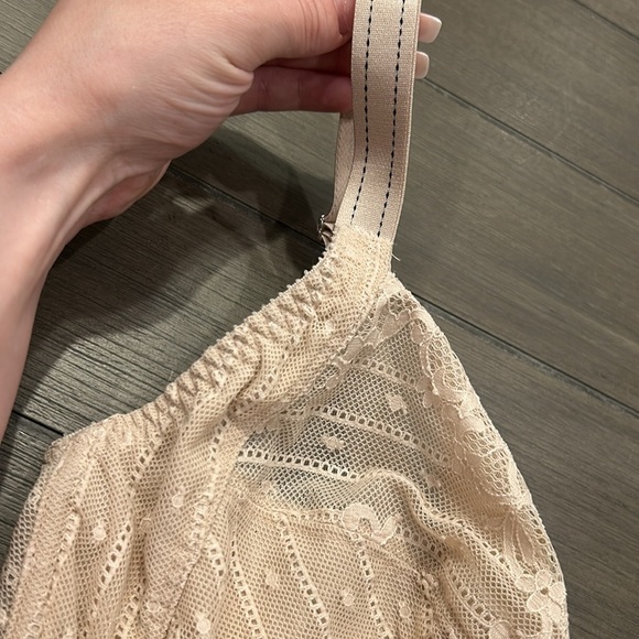 Chantelle Rive Gauche Full Coverage Unlined Bra - Picture 5 of 11